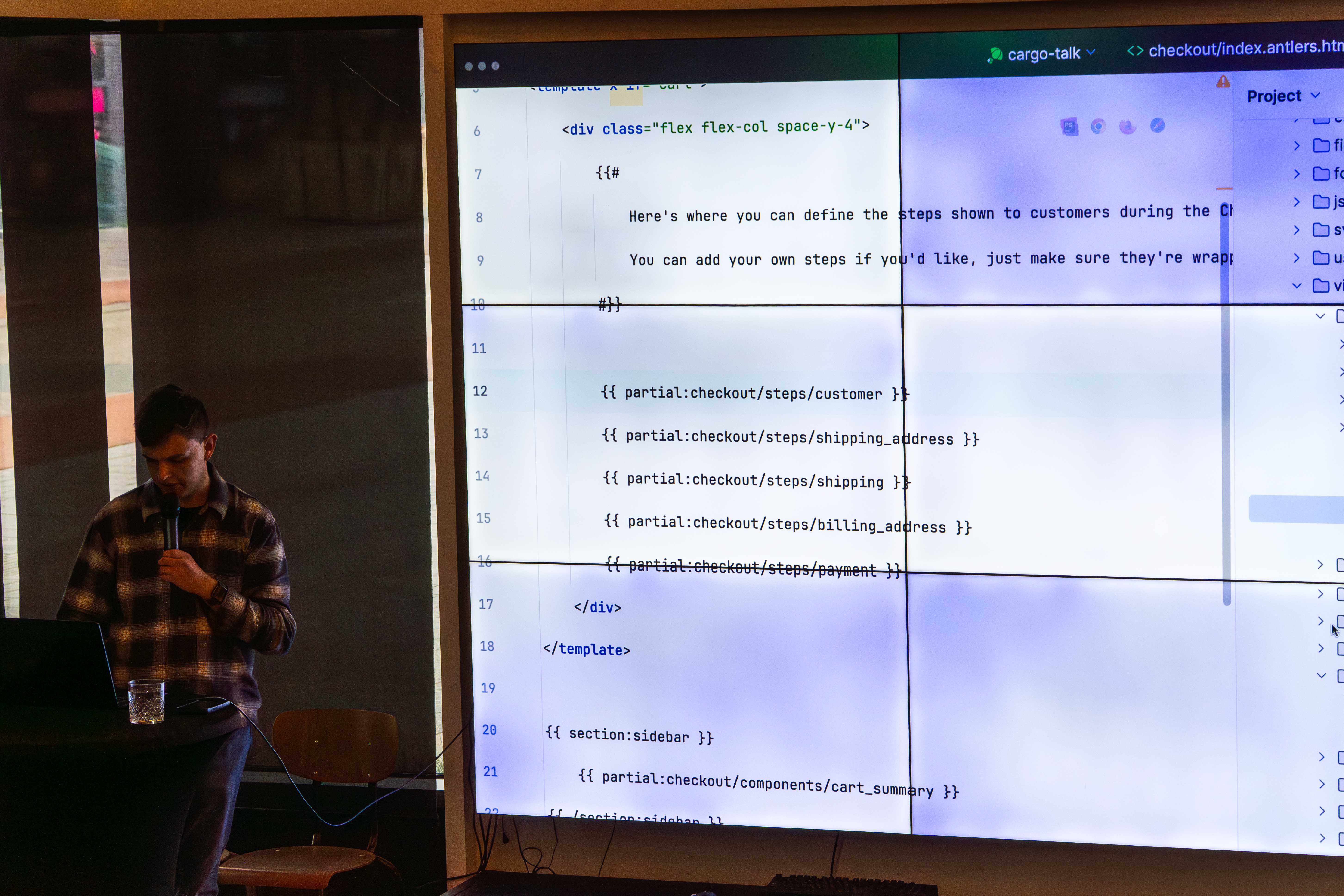 Photo of me speaking at the Alkmaar meetup